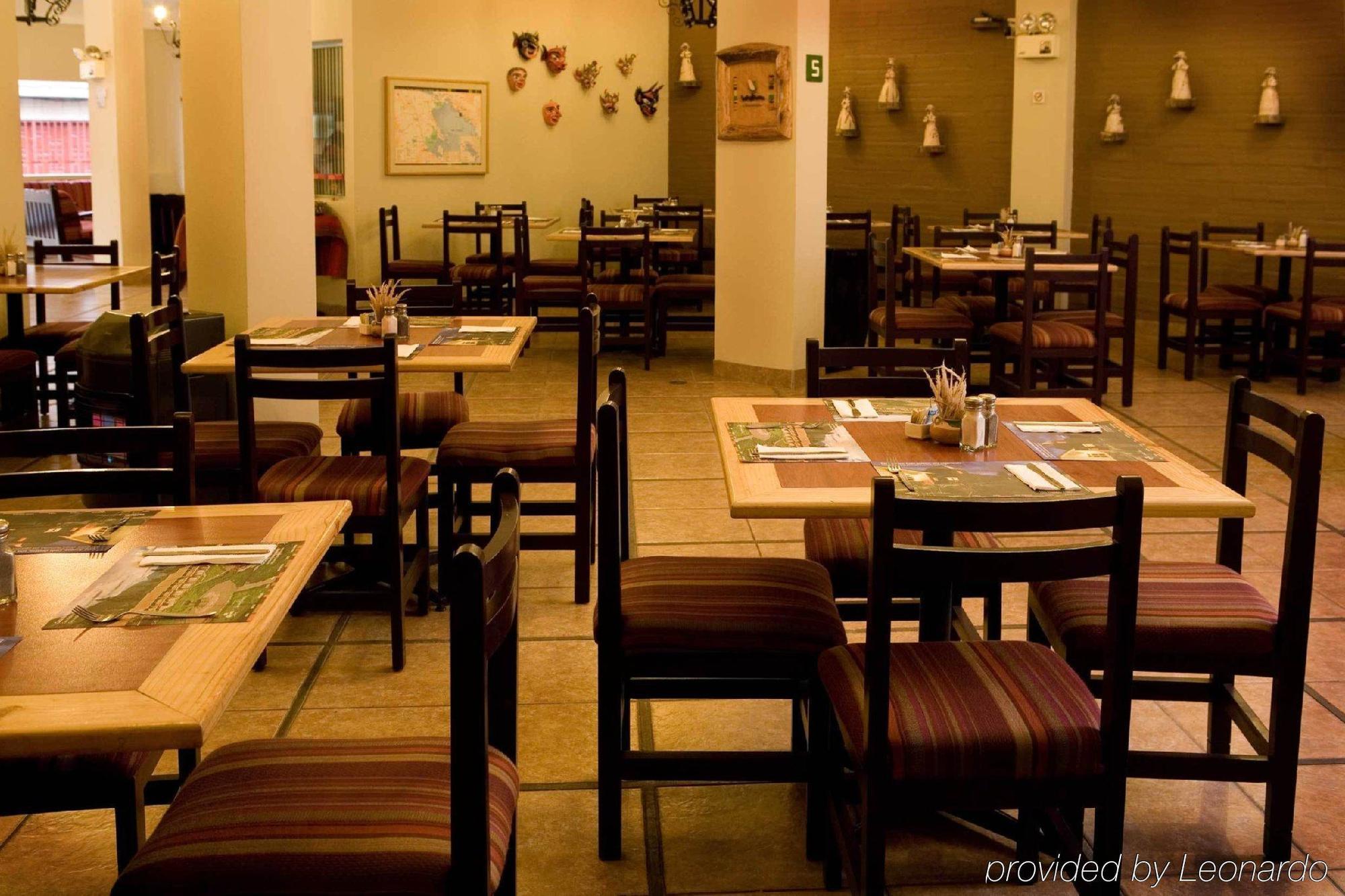 فندق Casa Andina Standard بونو المطعم الصورة